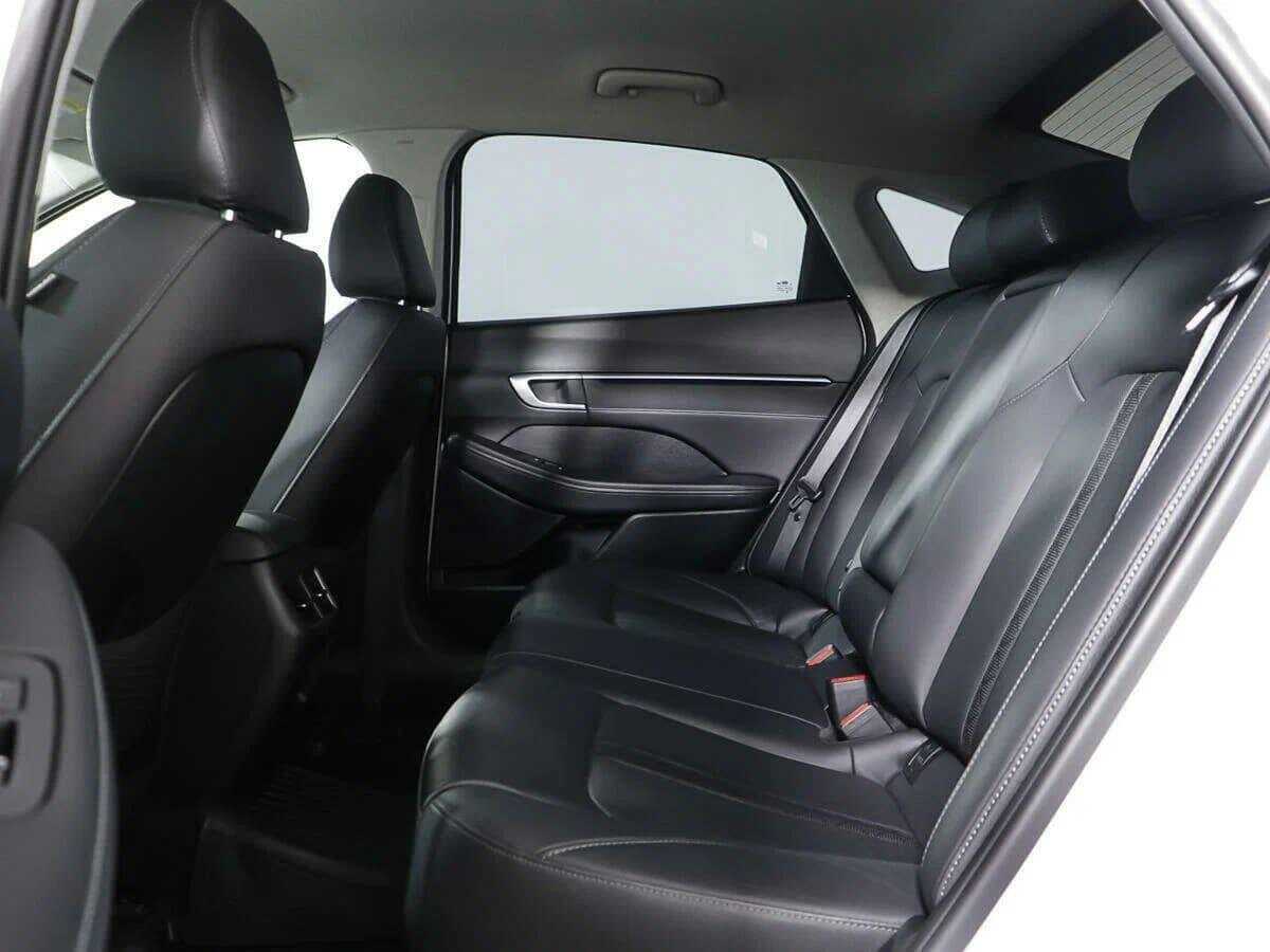 Hyundai Sonata 2020 года с пробегом. Фото: #13