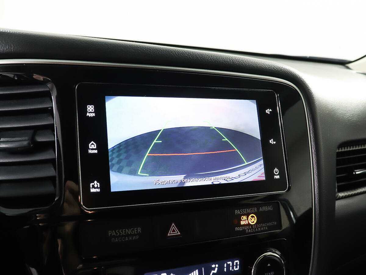 Б/У Митсубиши Оутлэндер 2018 года. Фото: #18