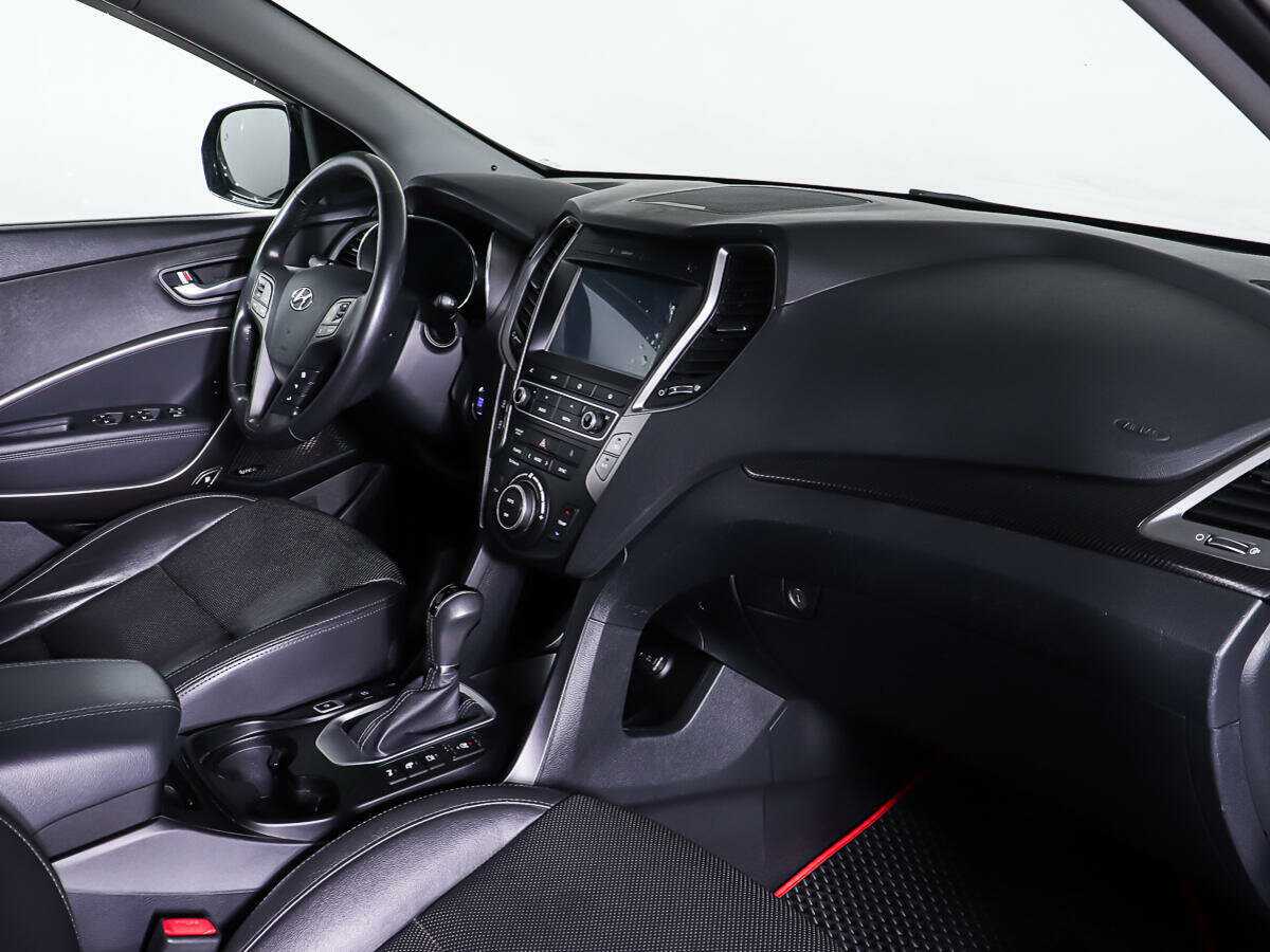 Б/У Хендай Санта Фе 2015 года. Фото: #8