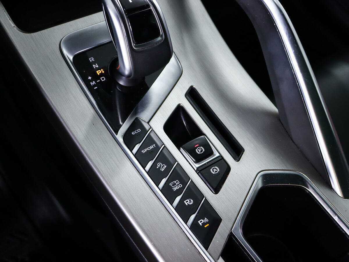 Б/У Джили Кулрэй 2020 года. Фото: #16