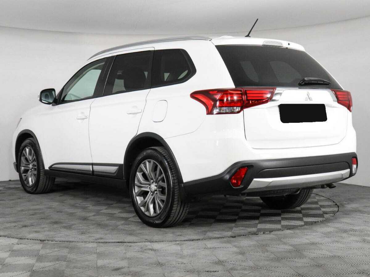 Mitsubishi Outlander 2015 года с пробегом. Фото: #6