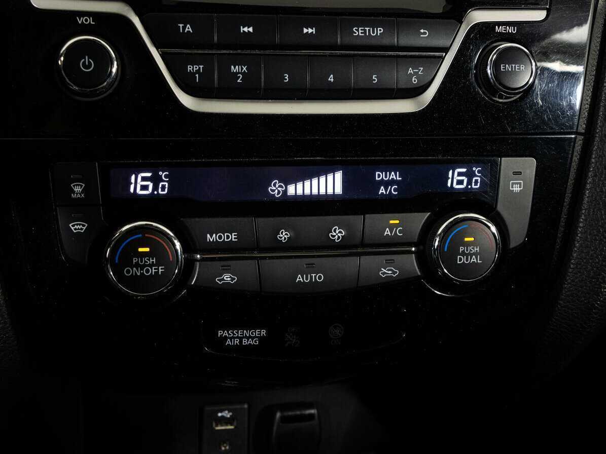 Б/У Ниссан Икс-Трейл 2018 года. Фото: #14