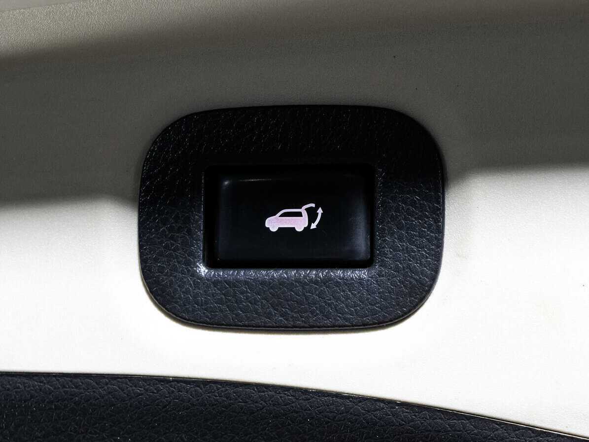 Б/У Ниссан Икс-Трейл 2018 года. Фото: #16