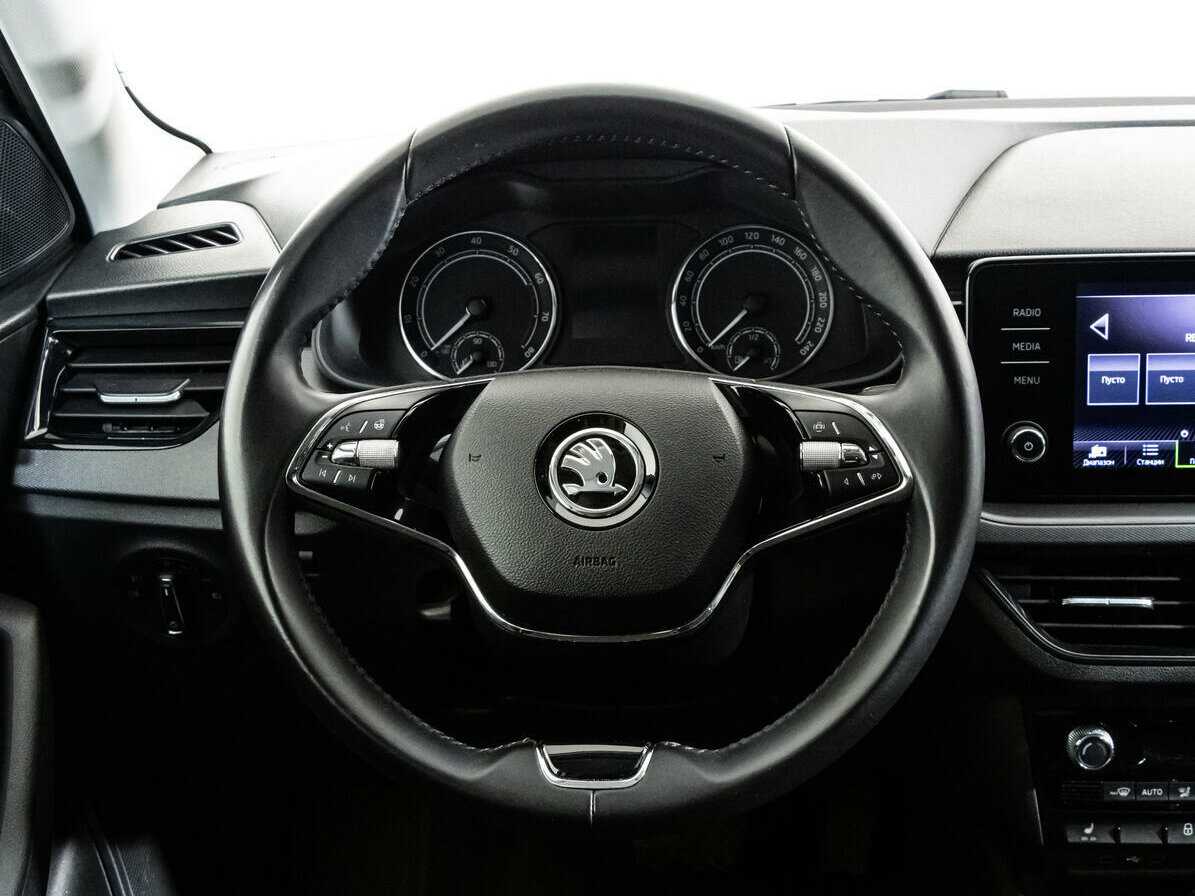 Б/У Шкода Рапид 2021 года. Фото: #9