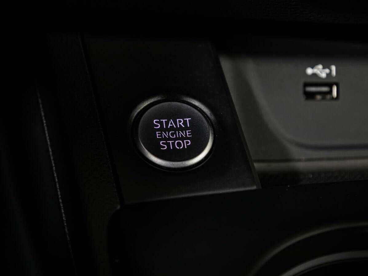 Audi A4 2020 года с пробегом. Фото: #15