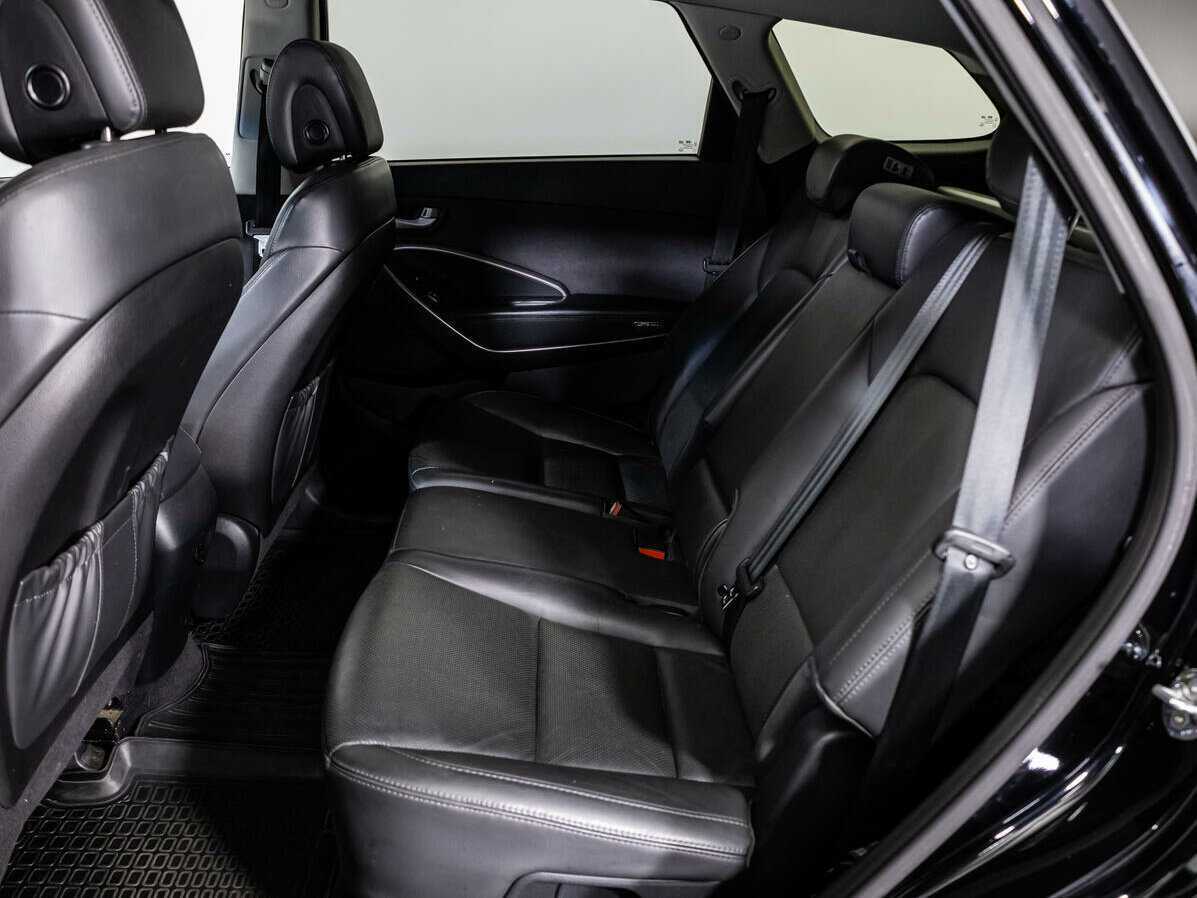 Б/У Хендай Санта Фе 2015 года. Фото: #9