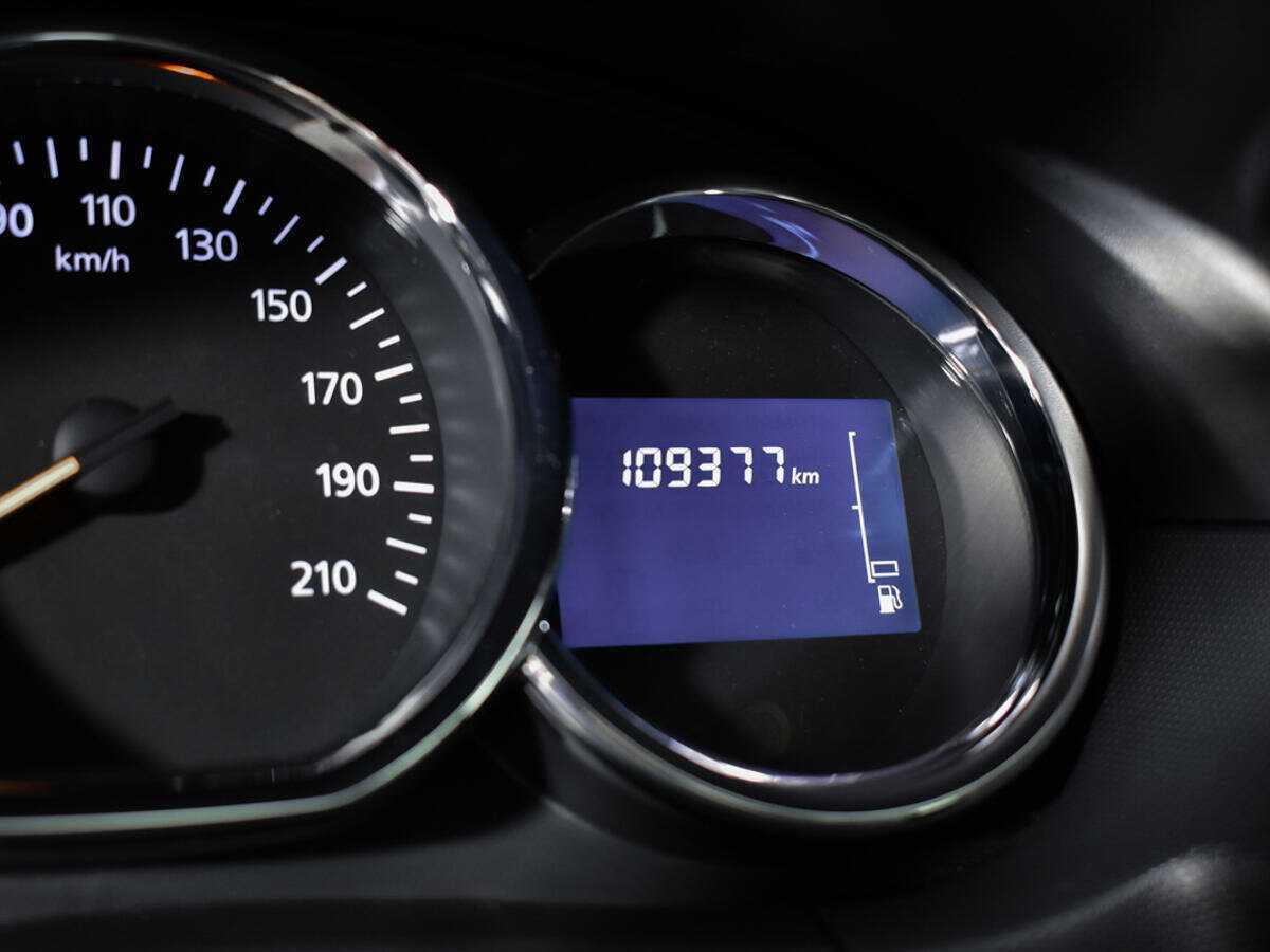 Б/У Рено Дастер 2017 года. Фото: #10