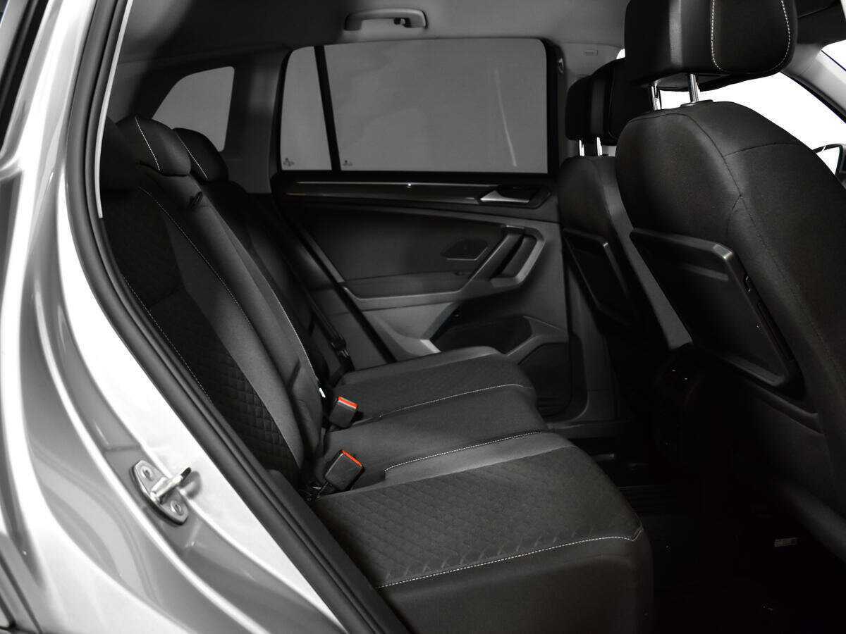 Б/У Фольксваген Тигуан 2018 года. Фото: #11