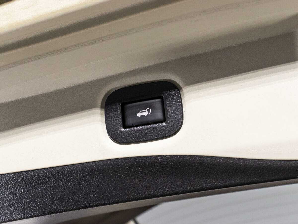 Б/У Ниссан Икс-Трейл 2018 года. Фото: #15