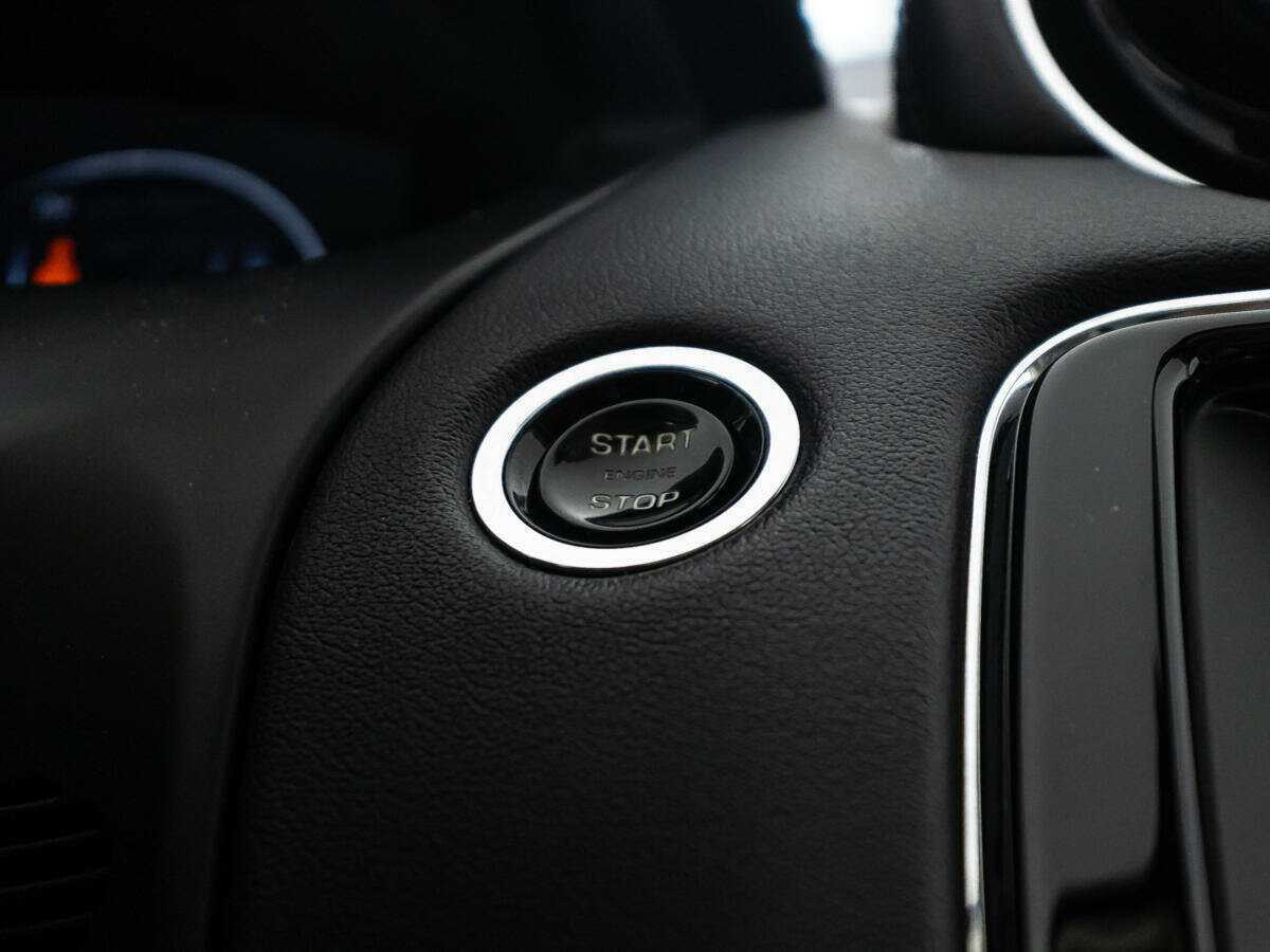 Jaguar XJ 2016 года с пробегом. Фото: #24