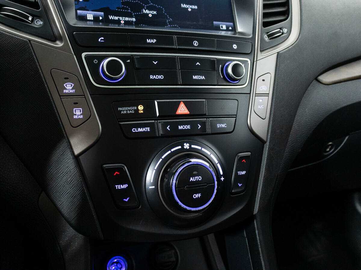 Б/У Хендай Санта Фе 2017 года. Фото: #17