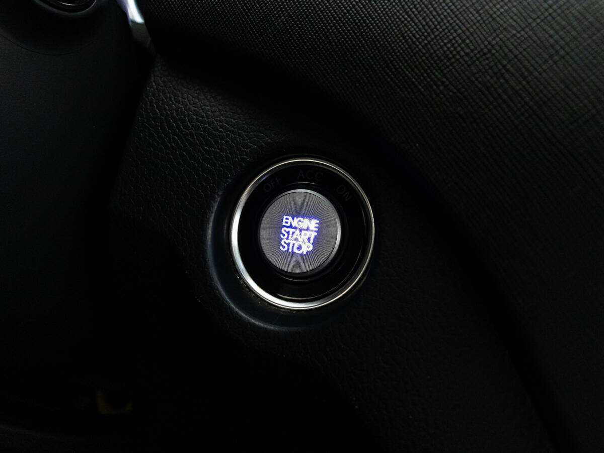 Б/У Хендай Санта Фе 2017 года. Фото: #21