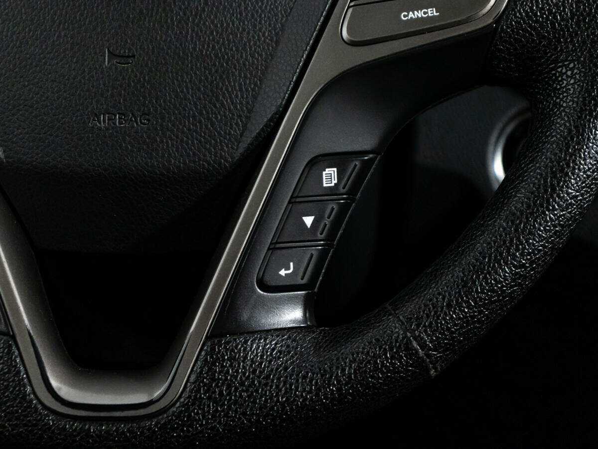 Б/У Хендай Санта Фе 2017 года. Фото: #25