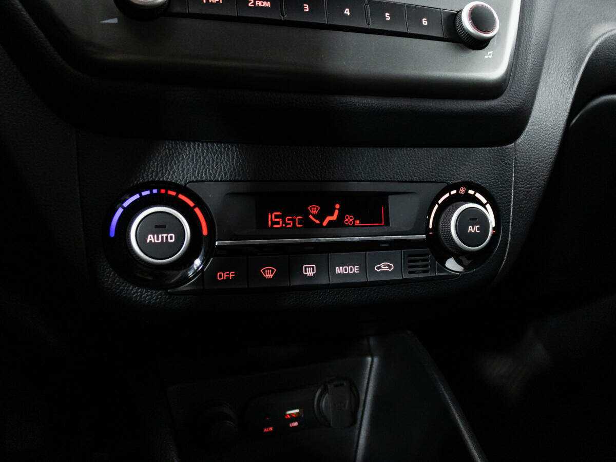 Б/У Киа Рио 2017 года. Фото: #15