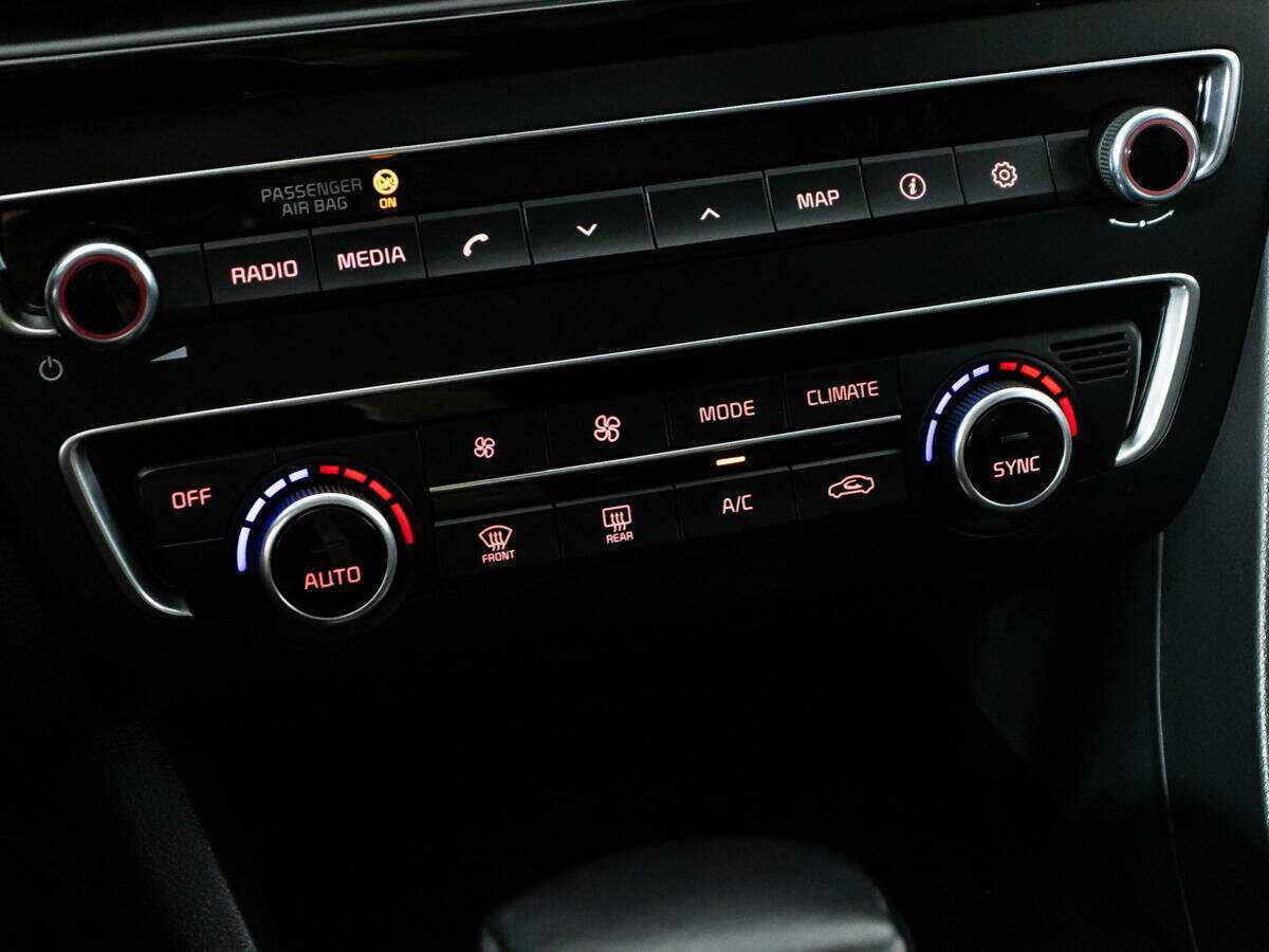 Б/У Киа Оптима 2018 года. Фото: #15