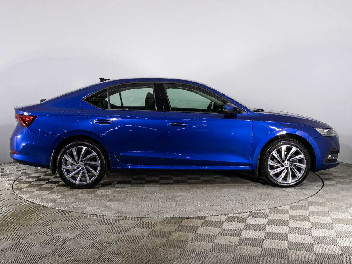 Skoda Octavia 2021 года с пробегом. Фото: #3