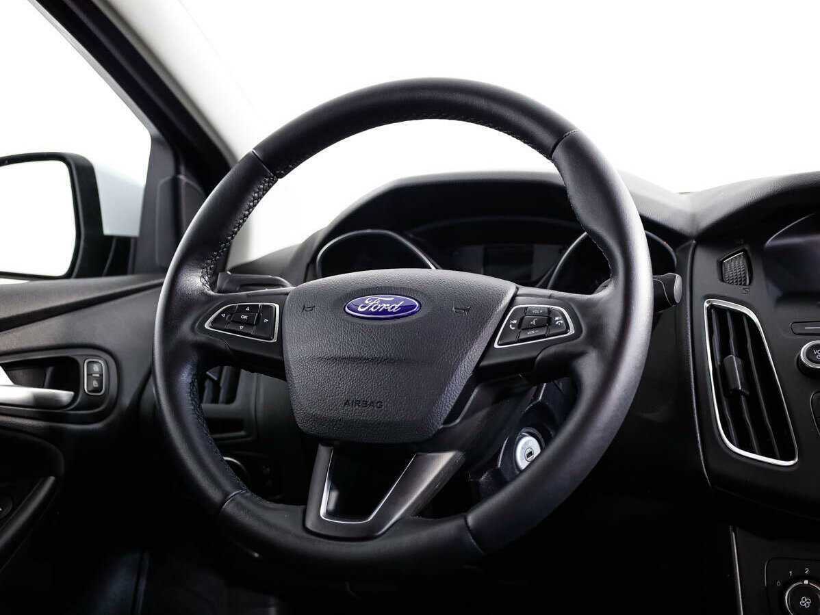 Ford Focus 2018 года с пробегом. Фото: #20