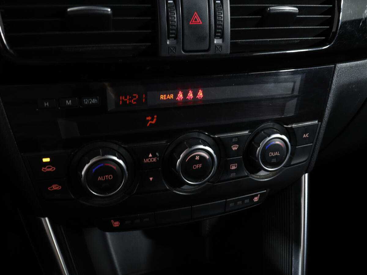 Б/У Мазда Ц-Икс-5 2013 года. Фото: #18