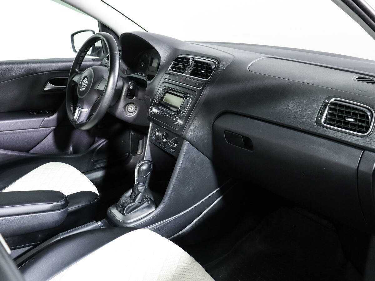 Б/У Фольксваген Поло 2012 года. Фото: #8