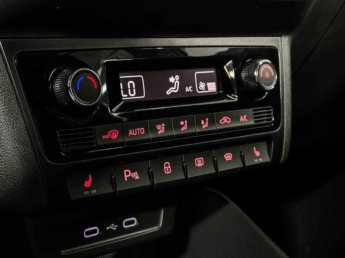 Б/У Фольксваген Поло 2020 года. Фото: #15