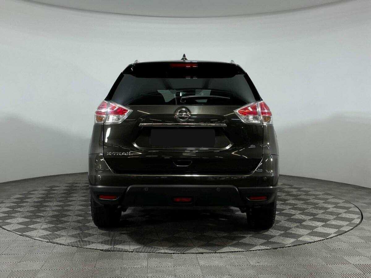 Б/У Ниссан Икс-Трейл 2017 года. Фото: #4