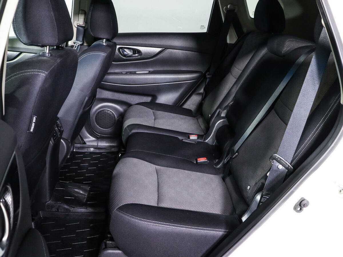 Б/У Ниссан Икс-Трейл 2018 года. Фото: #7