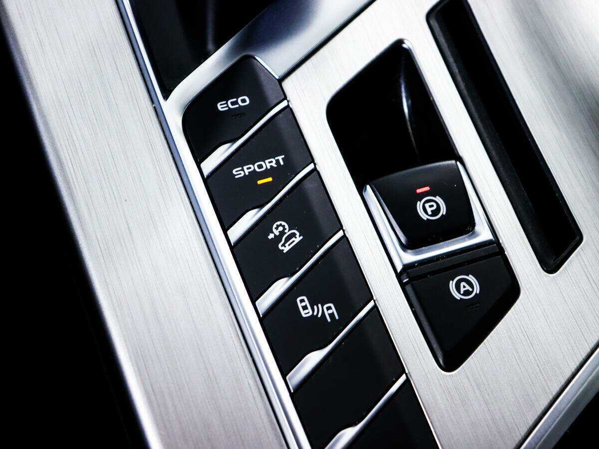 Б/У Джили Кулрэй 2021 года. Фото: #17