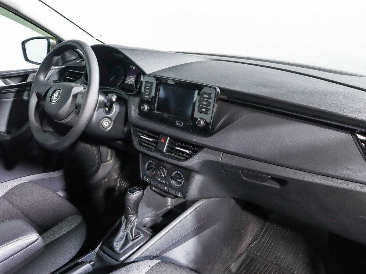 Б/У Шкода Рапид 2021 года. Фото: #8