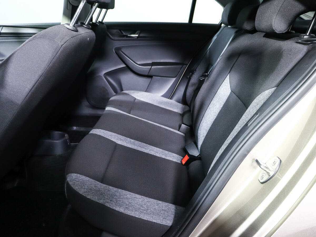 Б/У Шкода Рапид 2021 года. Фото: #9