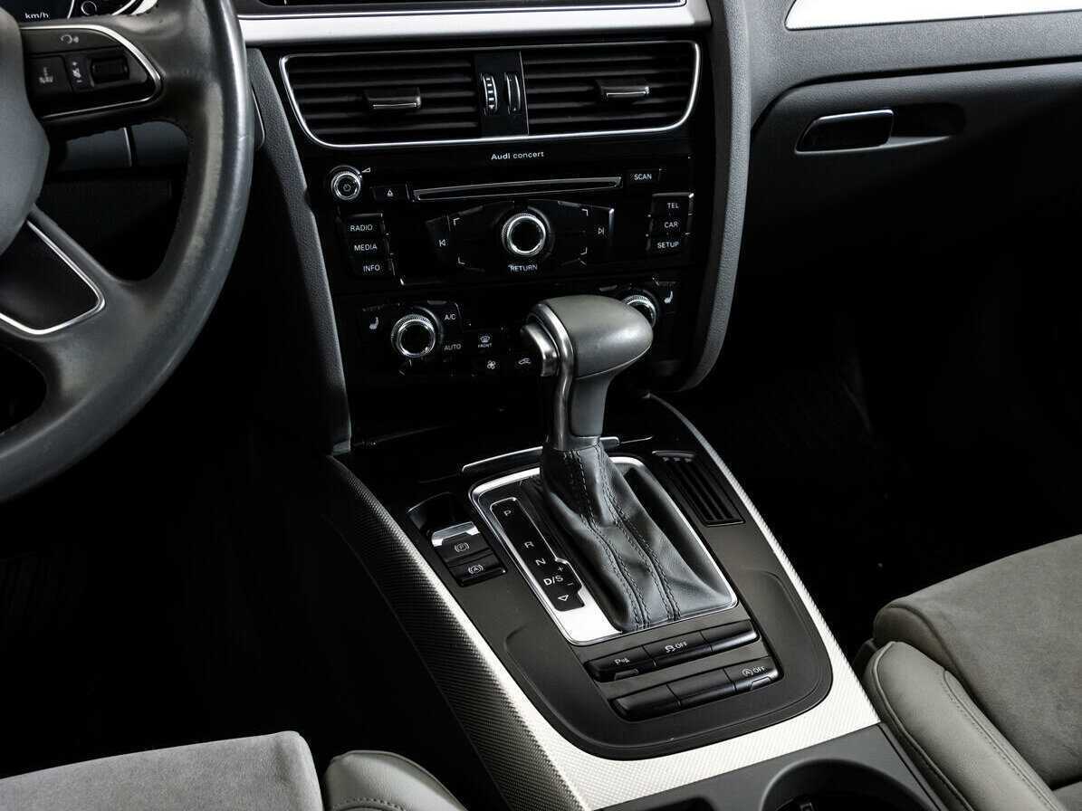 Audi A4 2015 года с пробегом. Фото: #13