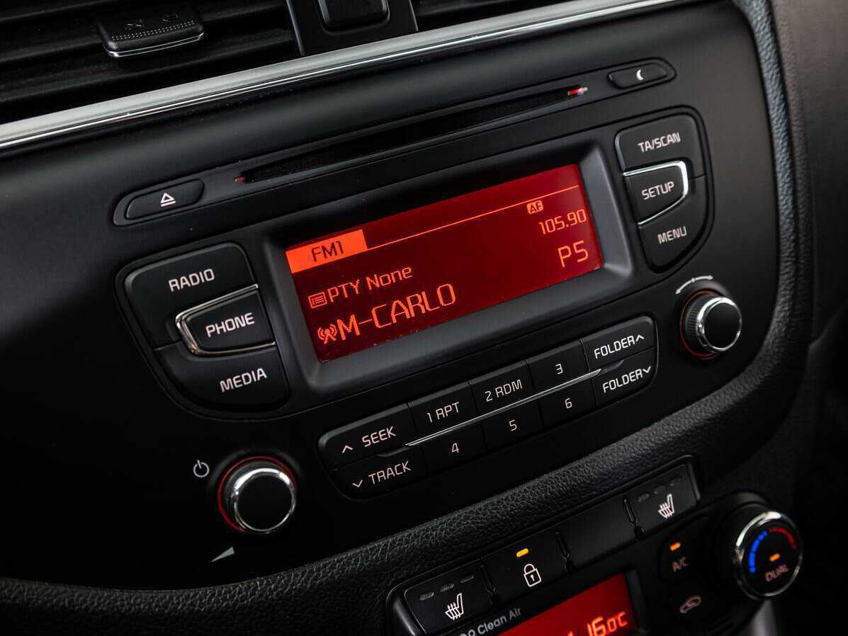 Б/У Киа Сид 2016 года. Фото: #12