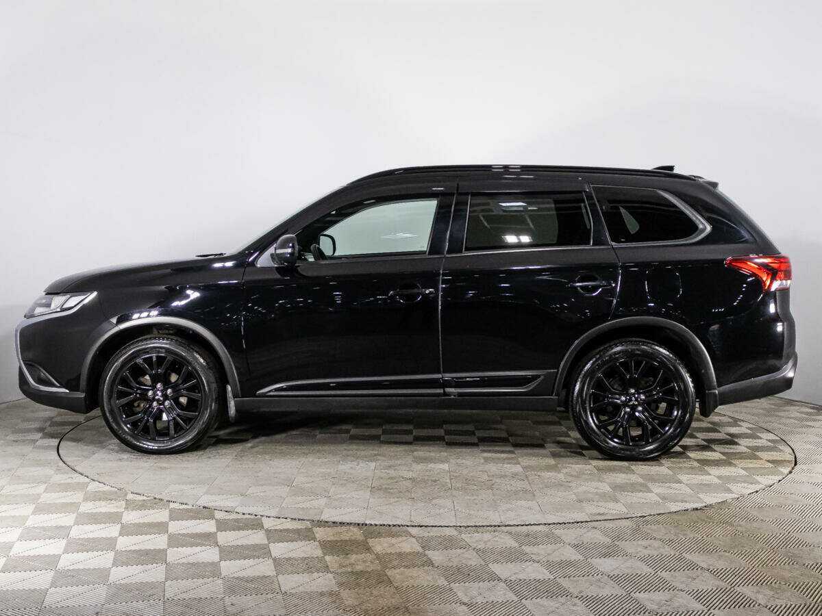 Mitsubishi Outlander 2021 года с пробегом. Фото: #7