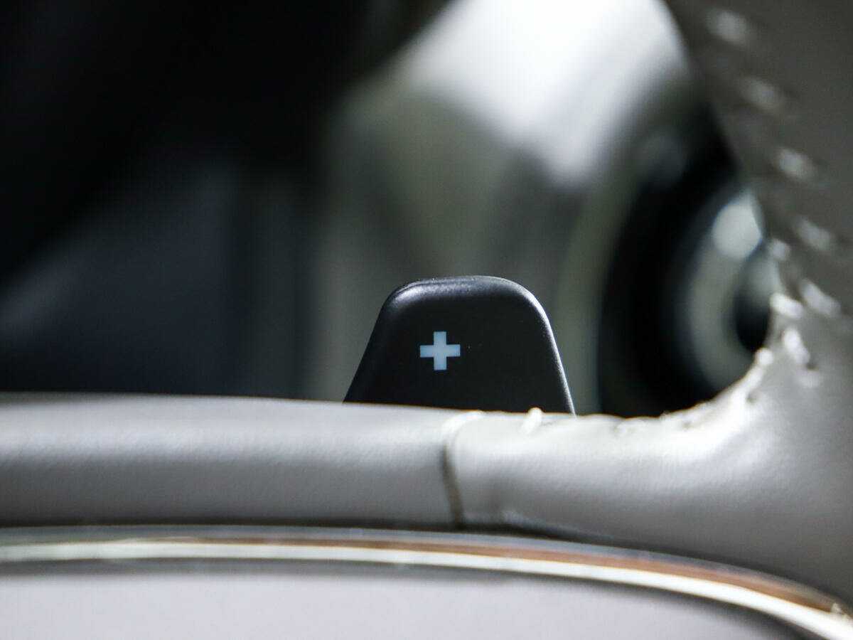 Jaguar XJ 2012 года с пробегом. Фото: #25