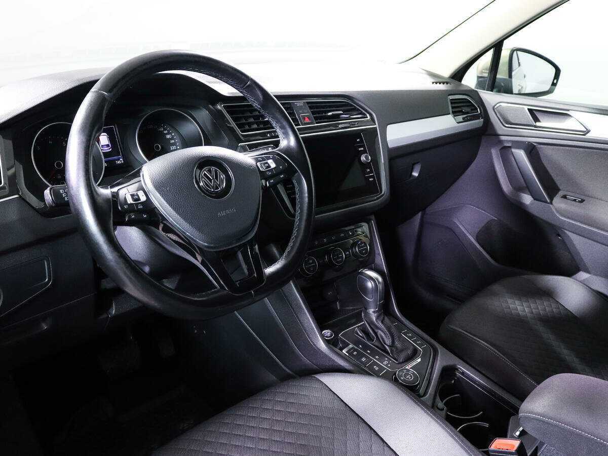Volkswagen Tiguan 2017 года с пробегом. Фото: #11