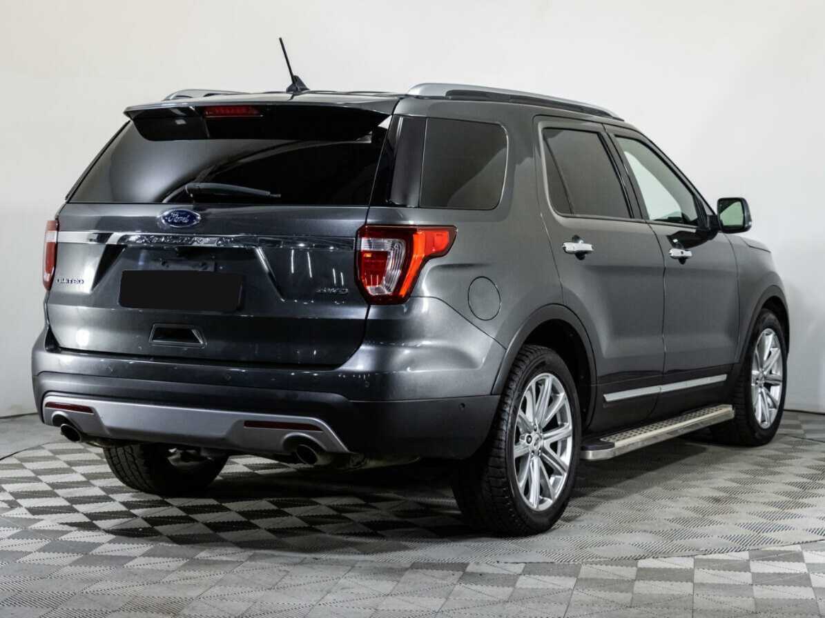 Ford Explorer 2017 года с пробегом. Фото: #3