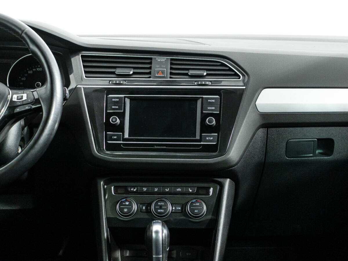 Б/У Фольксваген Тигуан 2018 года. Фото: #12