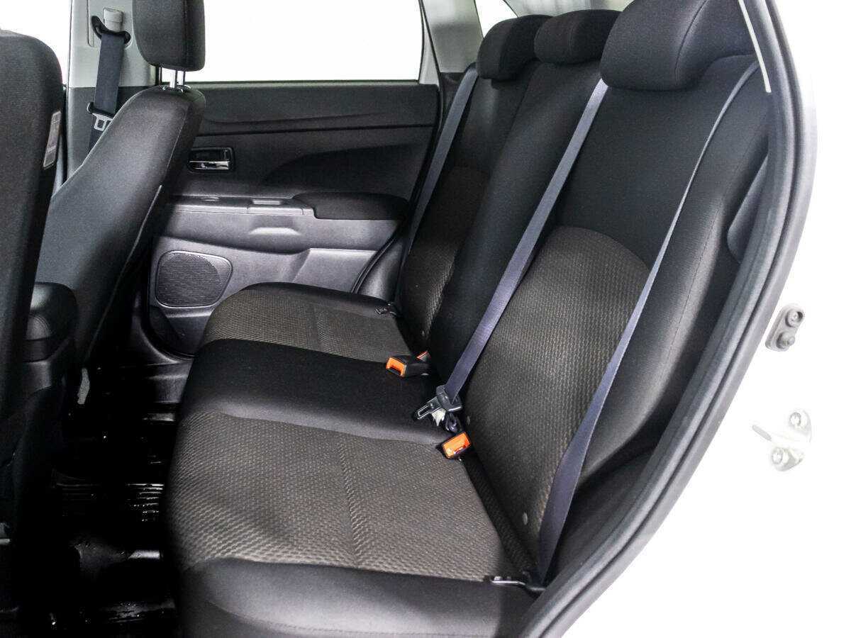 Б/У Митсубиши АС-Икс 2021 года. Фото: #9