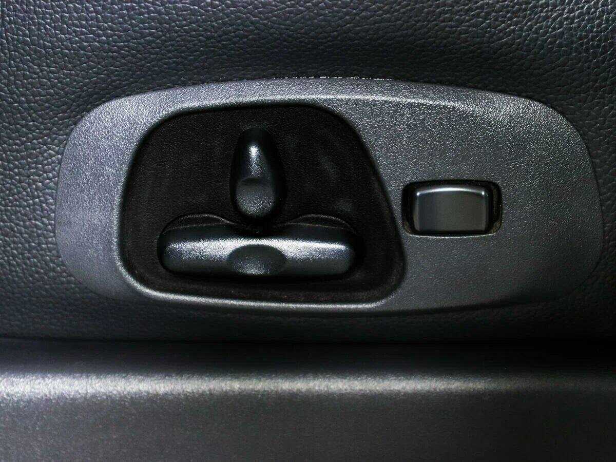 Б/У Митсубиши Паджеро 2013 года. Фото: #14