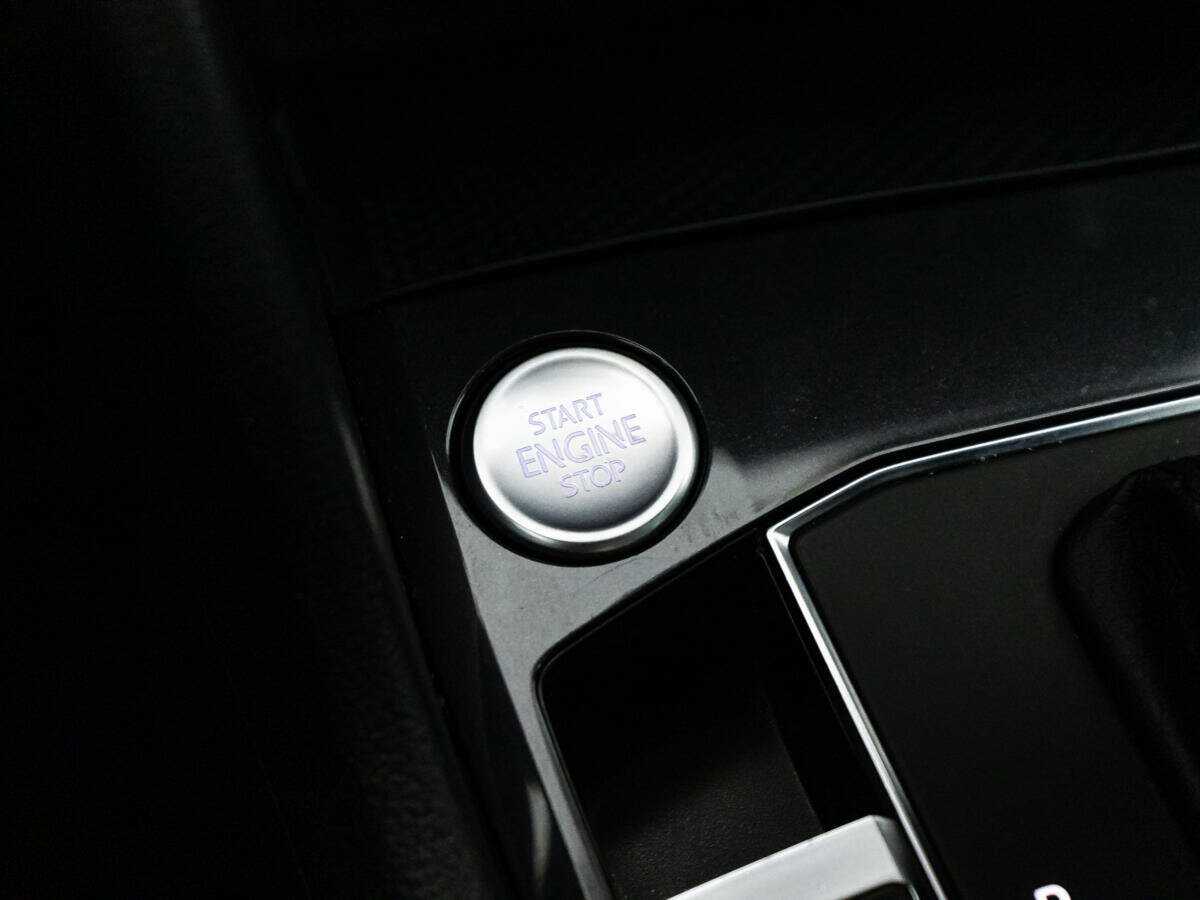 Б/У Фольксваген Тигуан 2017 года. Фото: #18