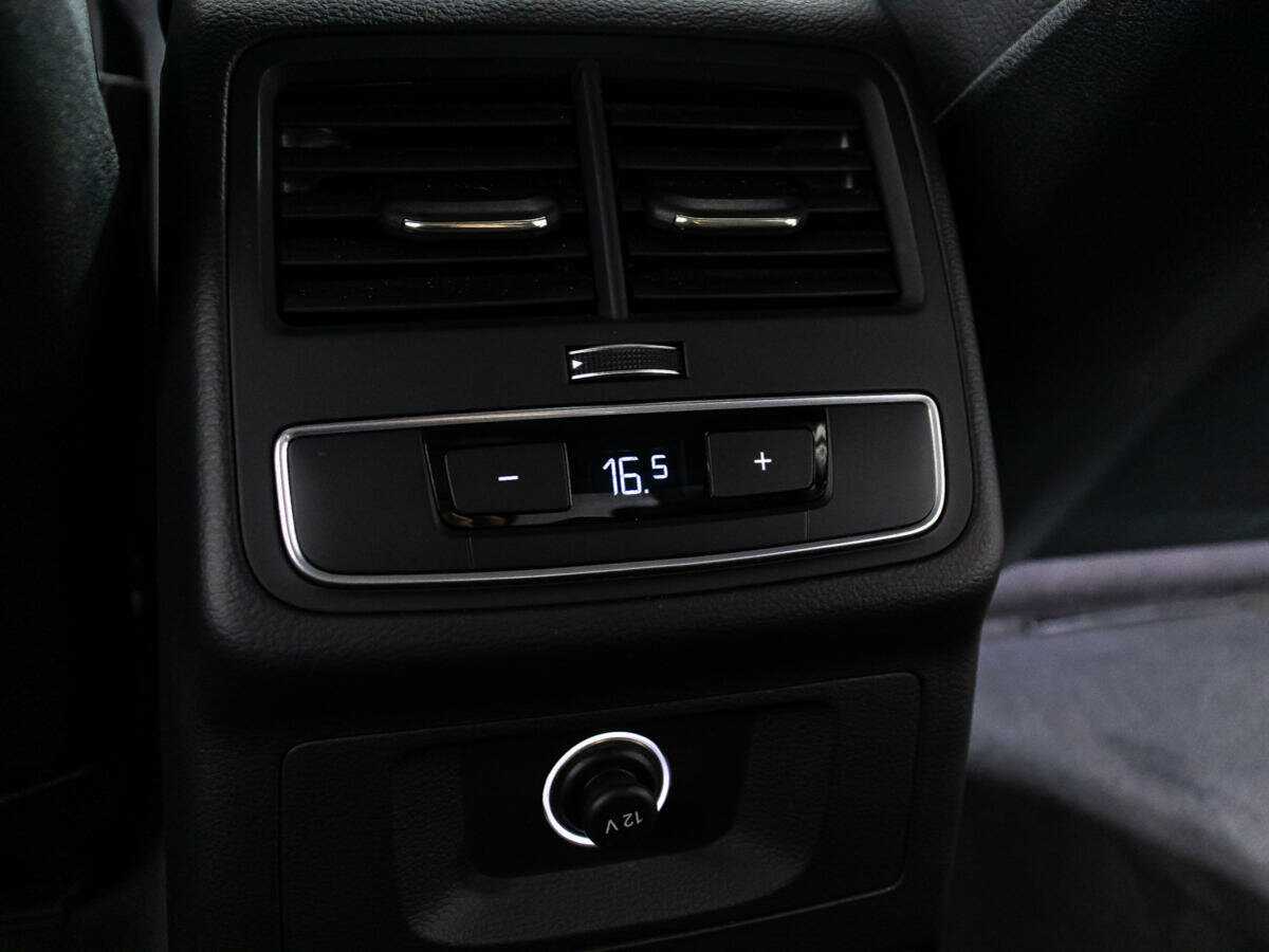 Audi A4 2016 года с пробегом. Фото: #18