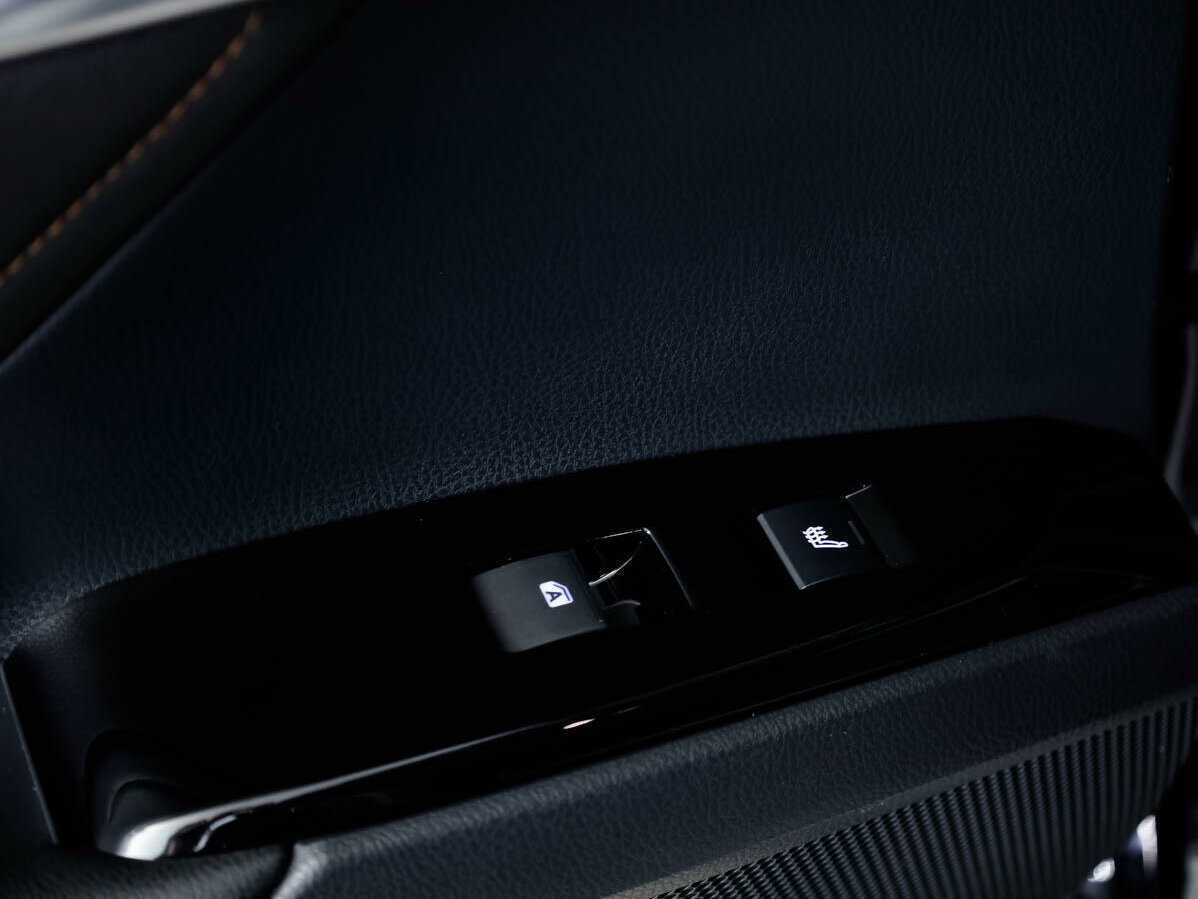 Toyota Camry 2020 года с пробегом. Фото: #18