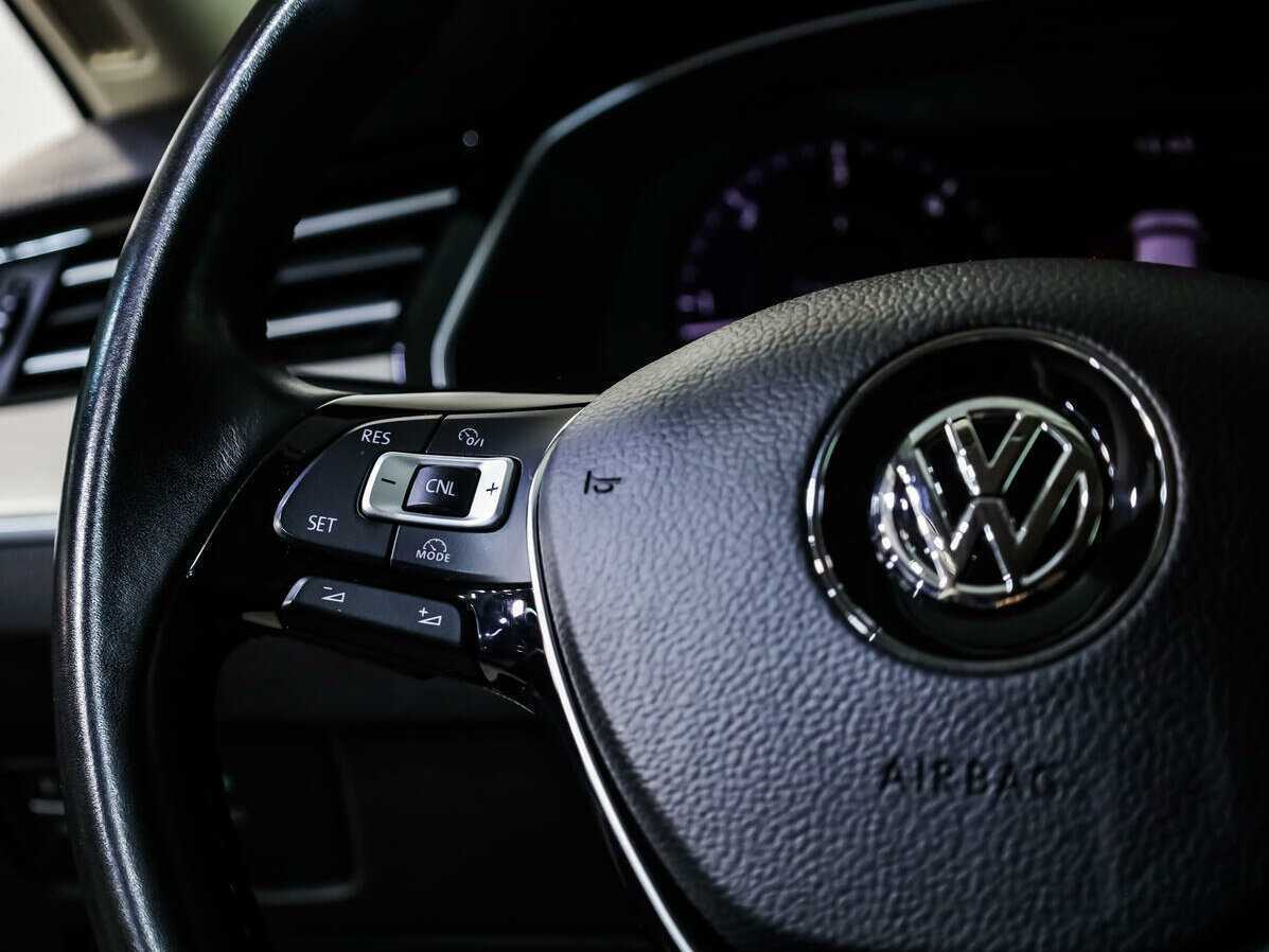 Volkswagen Passat 2017 года с пробегом. Фото: #15