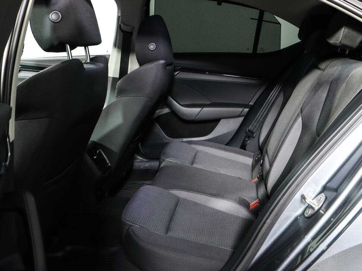 Skoda Octavia 2021 года с пробегом. Фото: #8