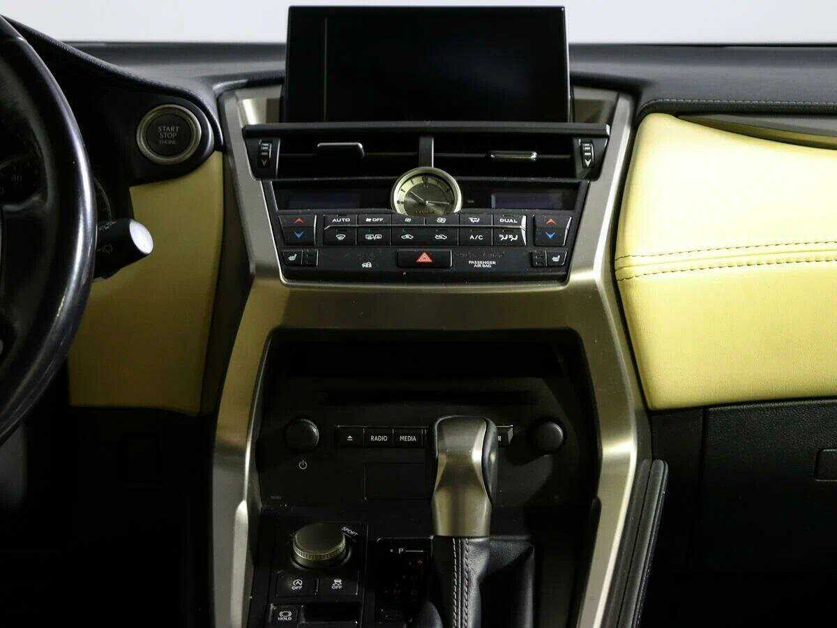 Lexus NX 2015 года с пробегом. Фото: #12