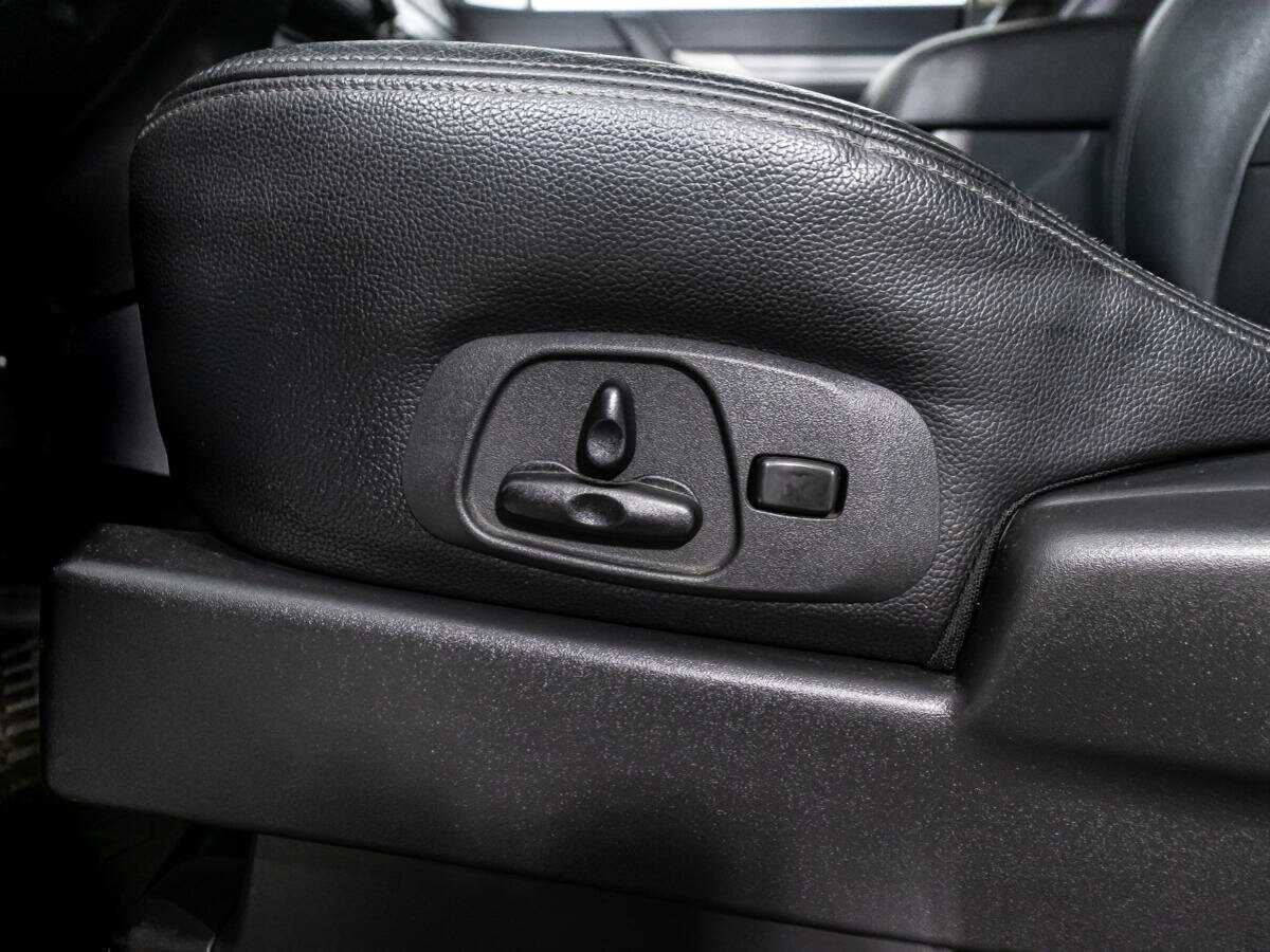 Mitsubishi Pajero 2015 года с пробегом. Фото: #20