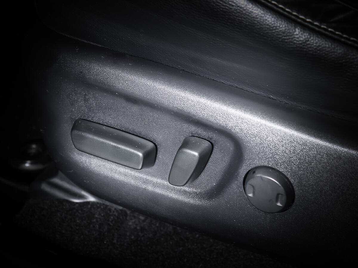 Toyota RAV4 2018 года с пробегом. Фото: #14