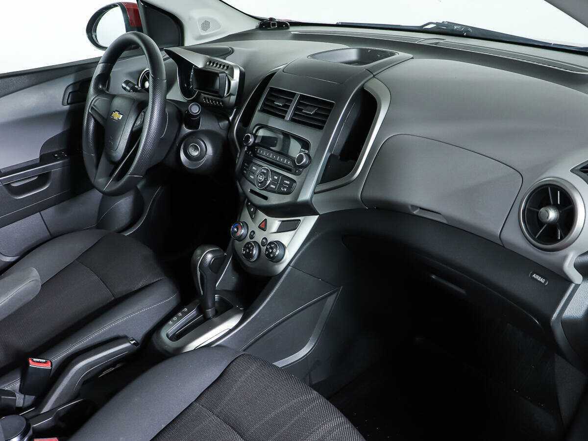 Chevrolet Aveo 2012 года с пробегом. Фото: #7