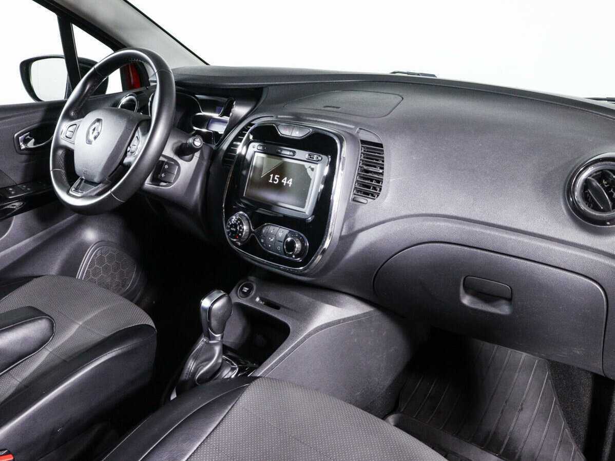 Б/У Рено Каптюр 2020 года. Фото: #8