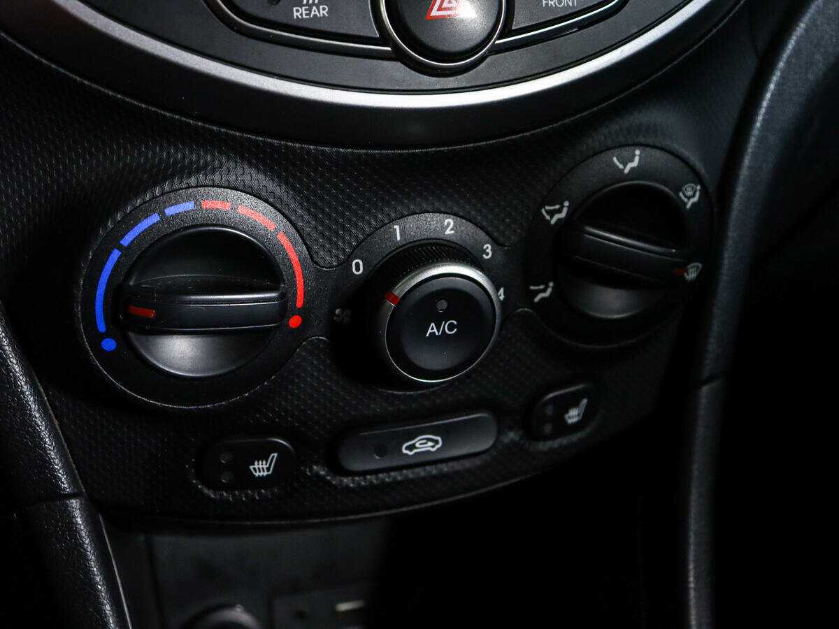 Б/У Хендай Солярис 2015 года. Фото: #17