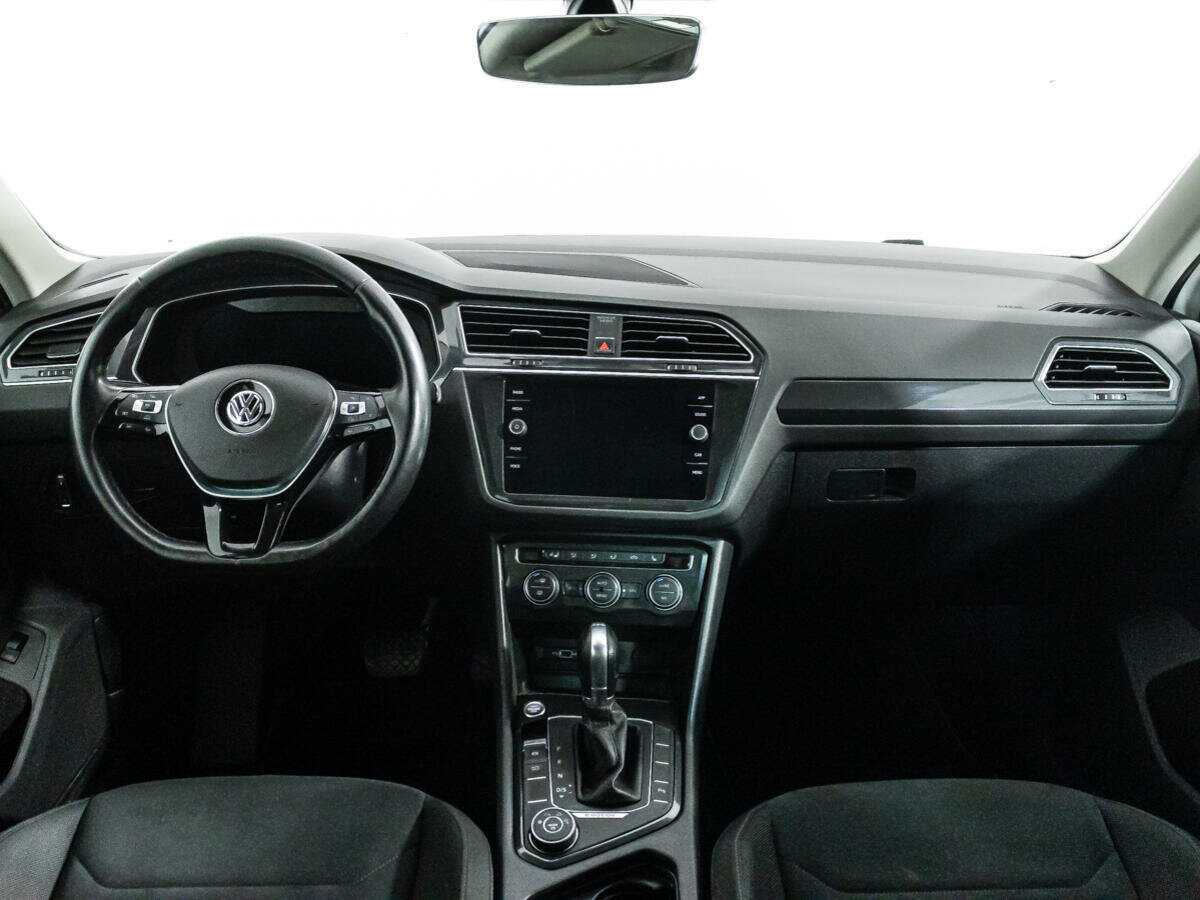 Volkswagen Tiguan 2018 года с пробегом. Фото: #12